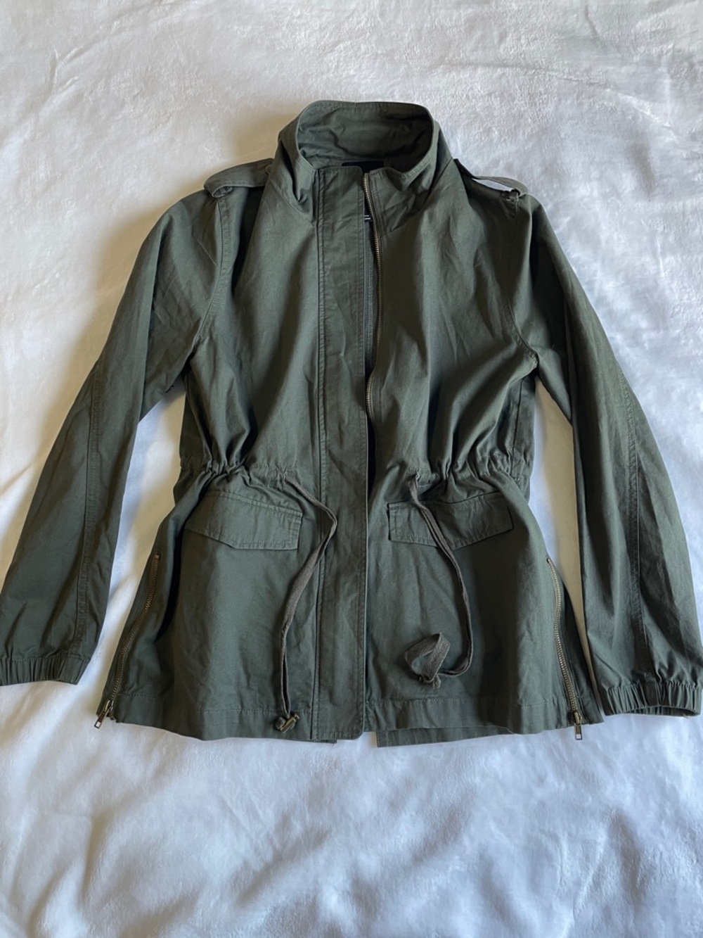 NWOT Forever 21 Olive Green Utility Jacket Military Style Pockets Waist String - Picture 2 of 7